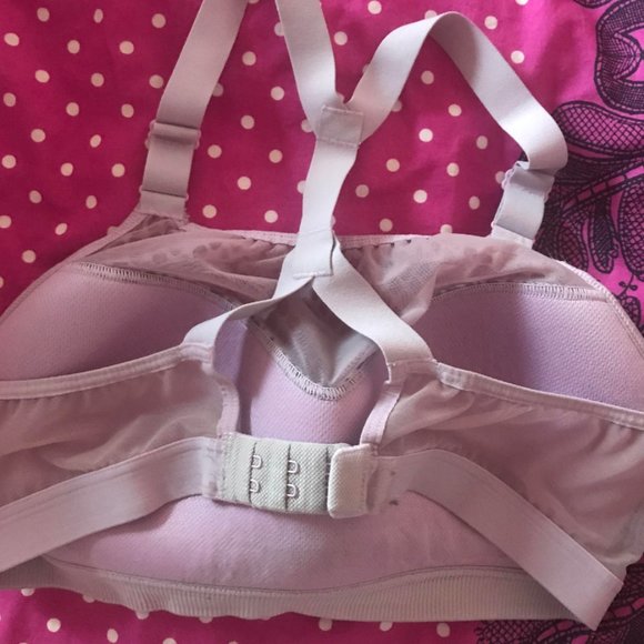 Victoria's Secret Sports Bra - Picture 2 of 4